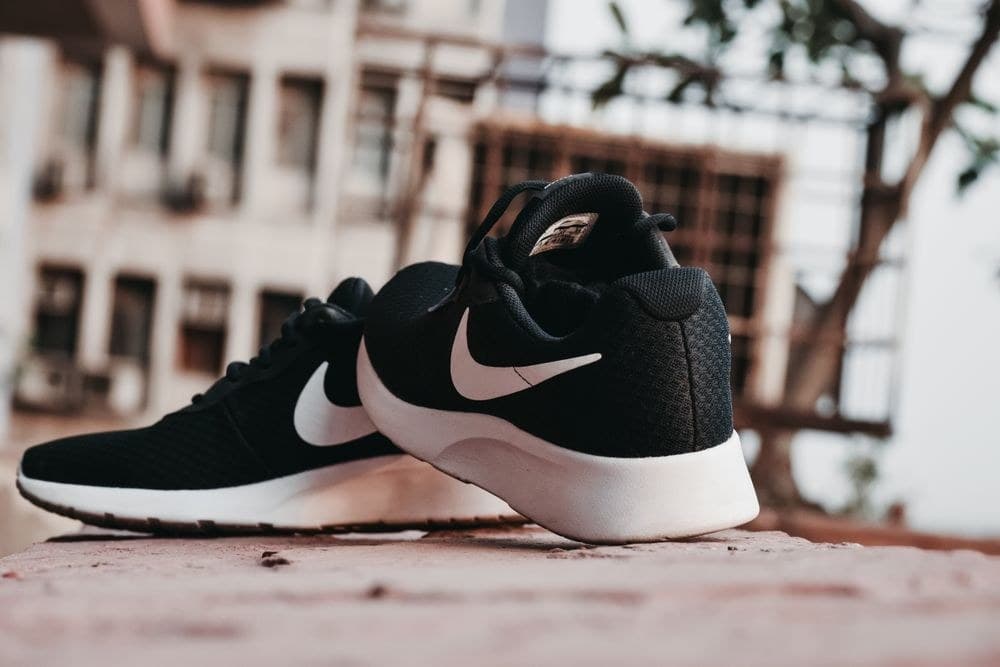 Pace Runner in Black
